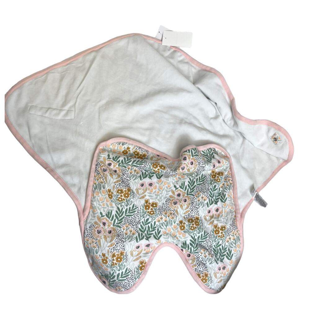 Nordstrom COTTON WRAP BABY BUNTING  | NWT | White Pink Wildflowers Print - Picture 9 of 11